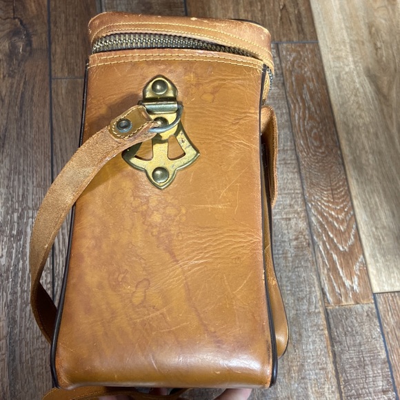 Tower Vintage Leather Camera Bag - Picture 11 of 15